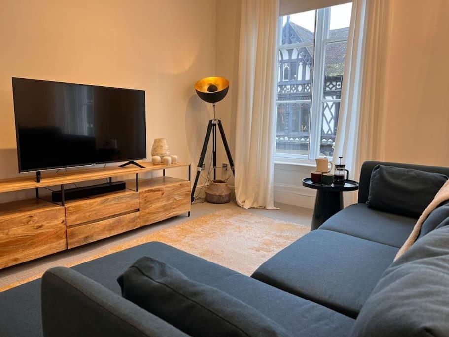 Modern Apartment Within Historic Chester City Walls エクステリア 写真